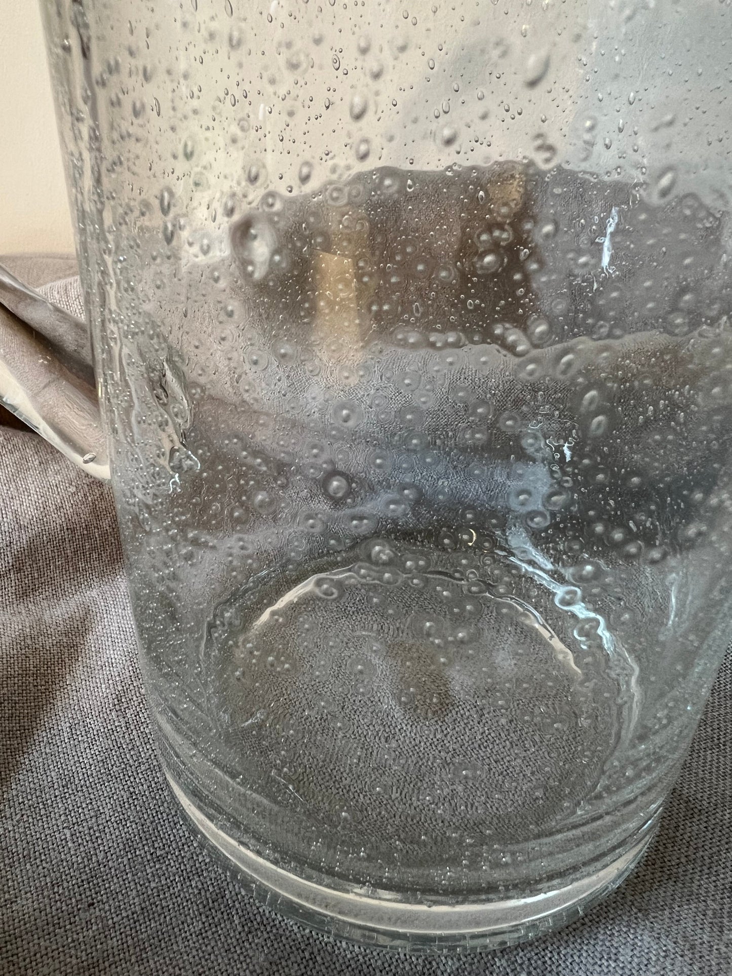 SITIA - Carafe en verre bullée carafe B&Inside 